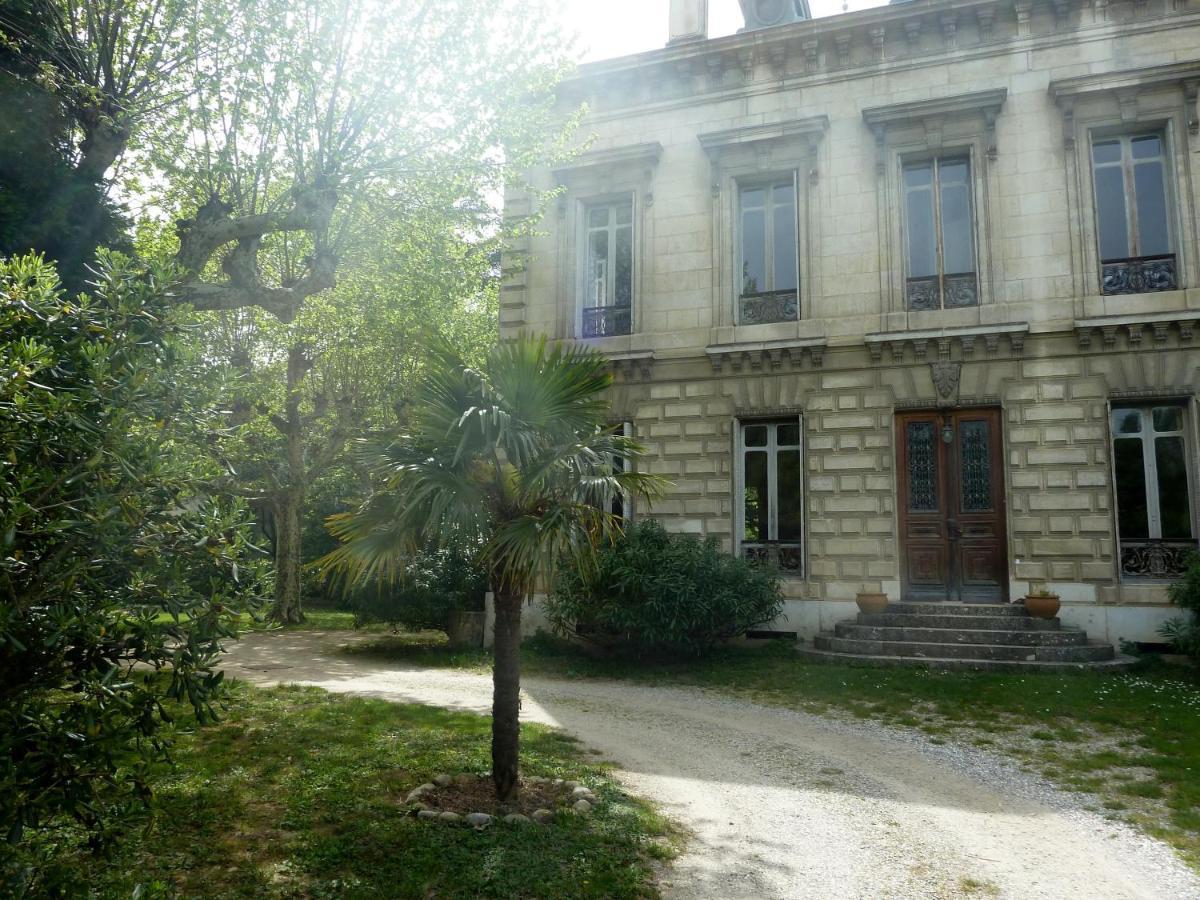 MauvesLes Palmiers住宿加早餐旅馆 外观 照片