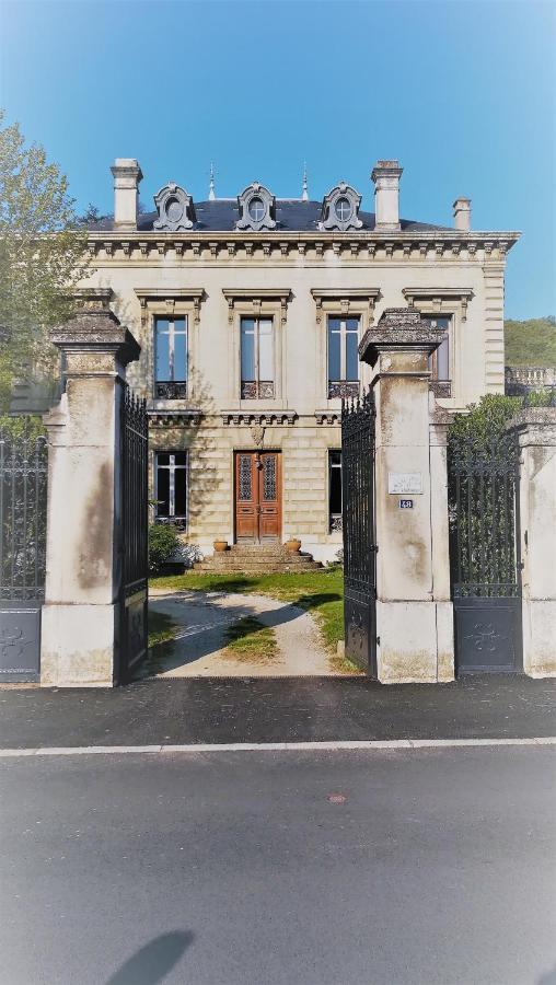 MauvesLes Palmiers住宿加早餐旅馆 外观 照片